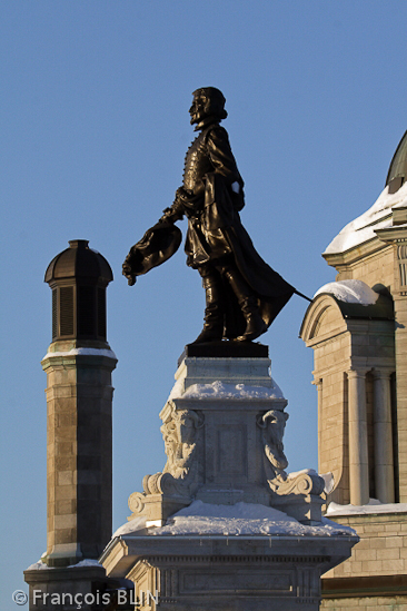 Toute reproduction interdite